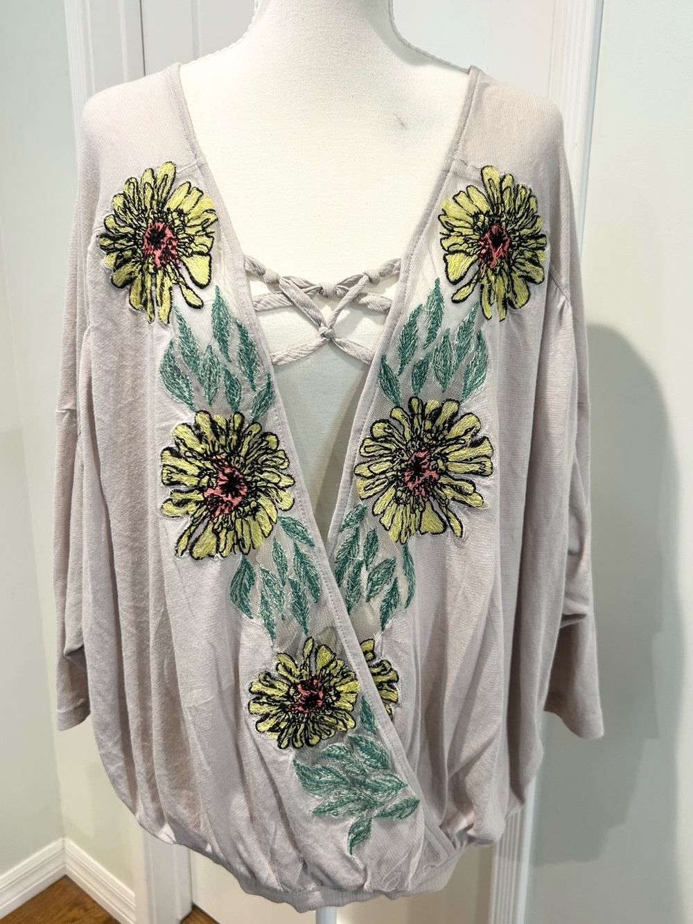 Free People Gotta Love It Boho Blouse - Picture 2 of 16